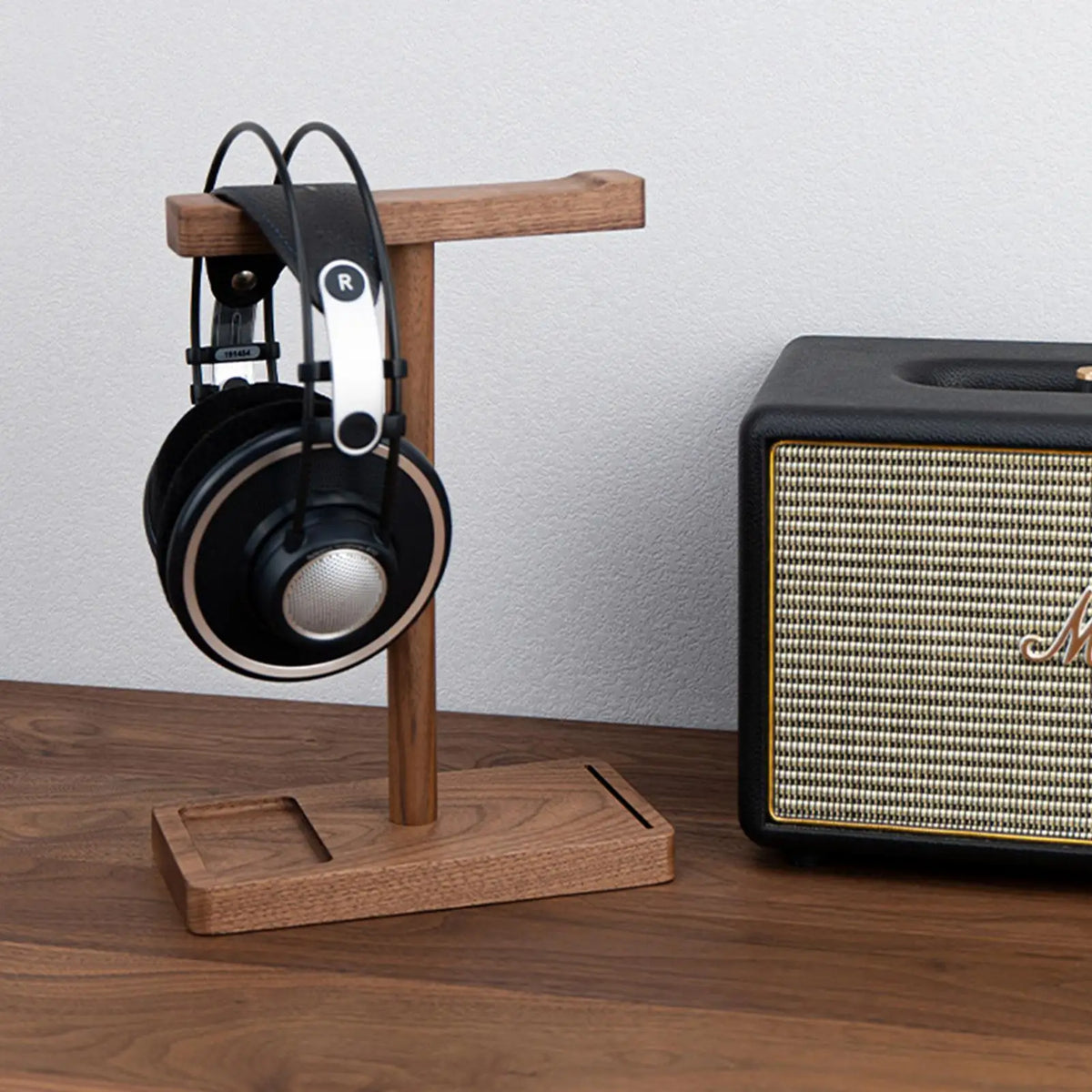 Homixy Grain Rustic Walnut Headphone Stand — Homixy Modern Desks & Workspace Accessories